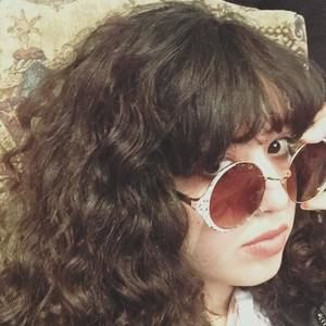 Meet your Posher, Ariana